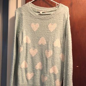 LC heart sweater